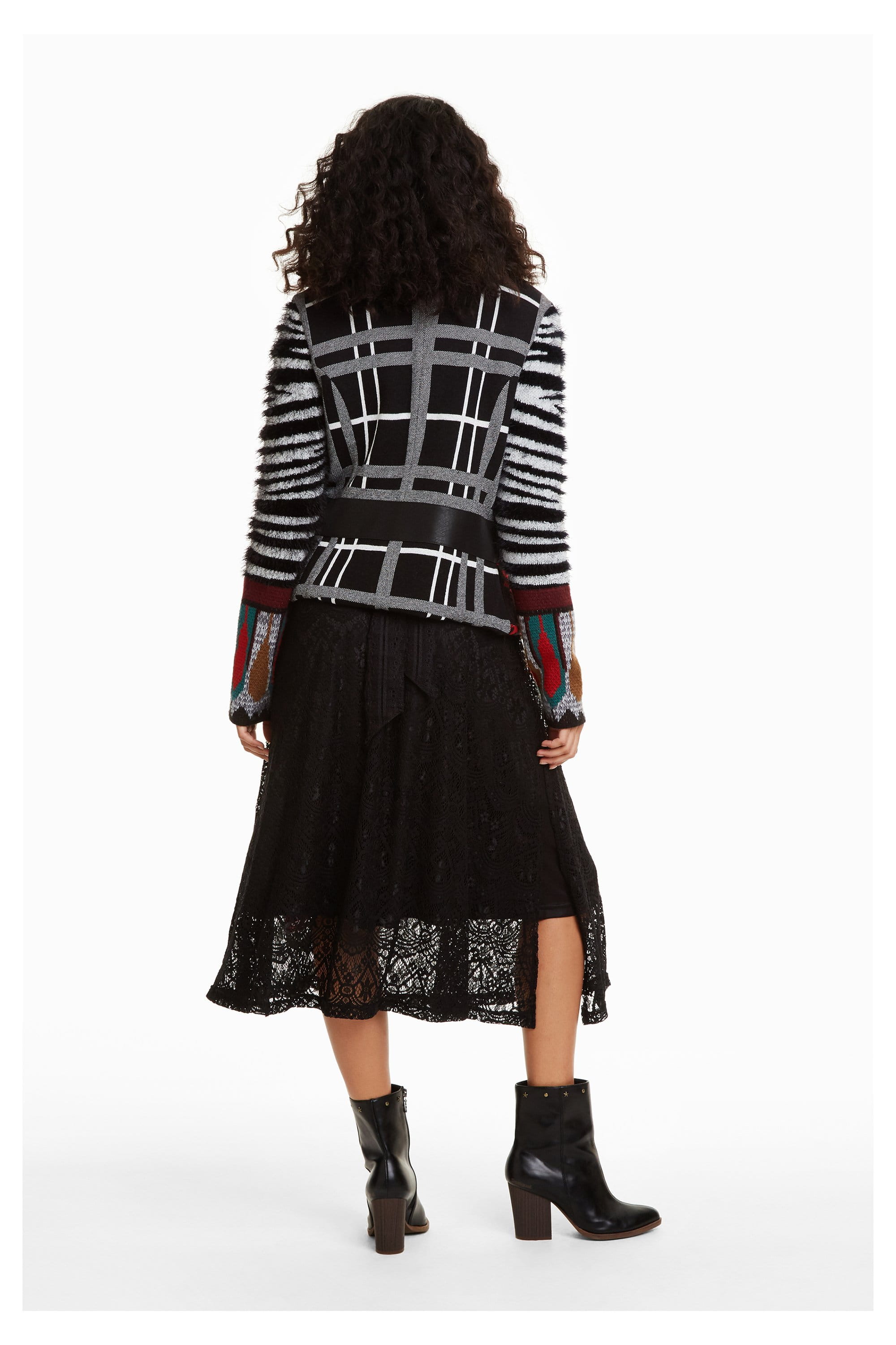 Desigual-Mariana-2