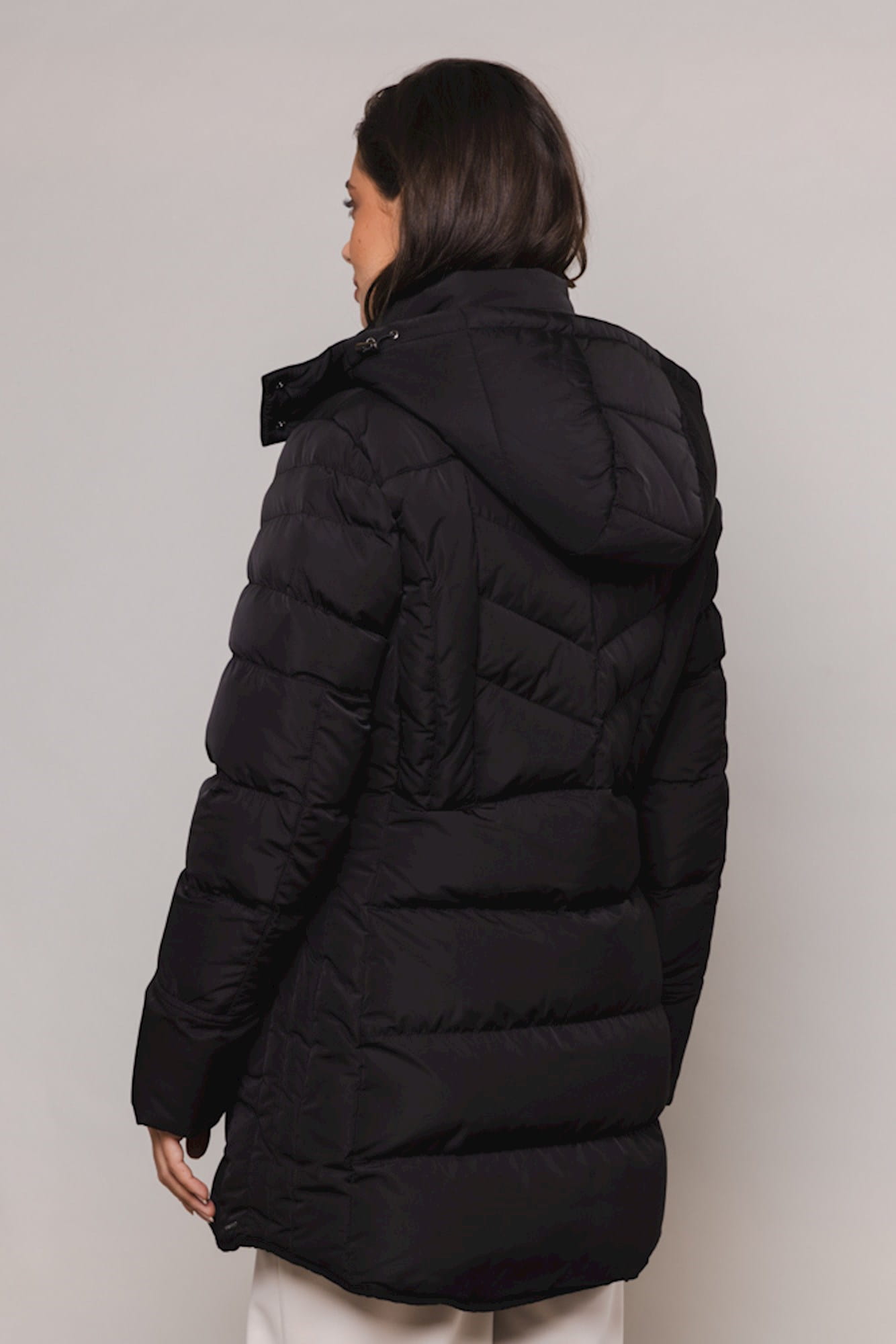 Nusa-7002310_black_03