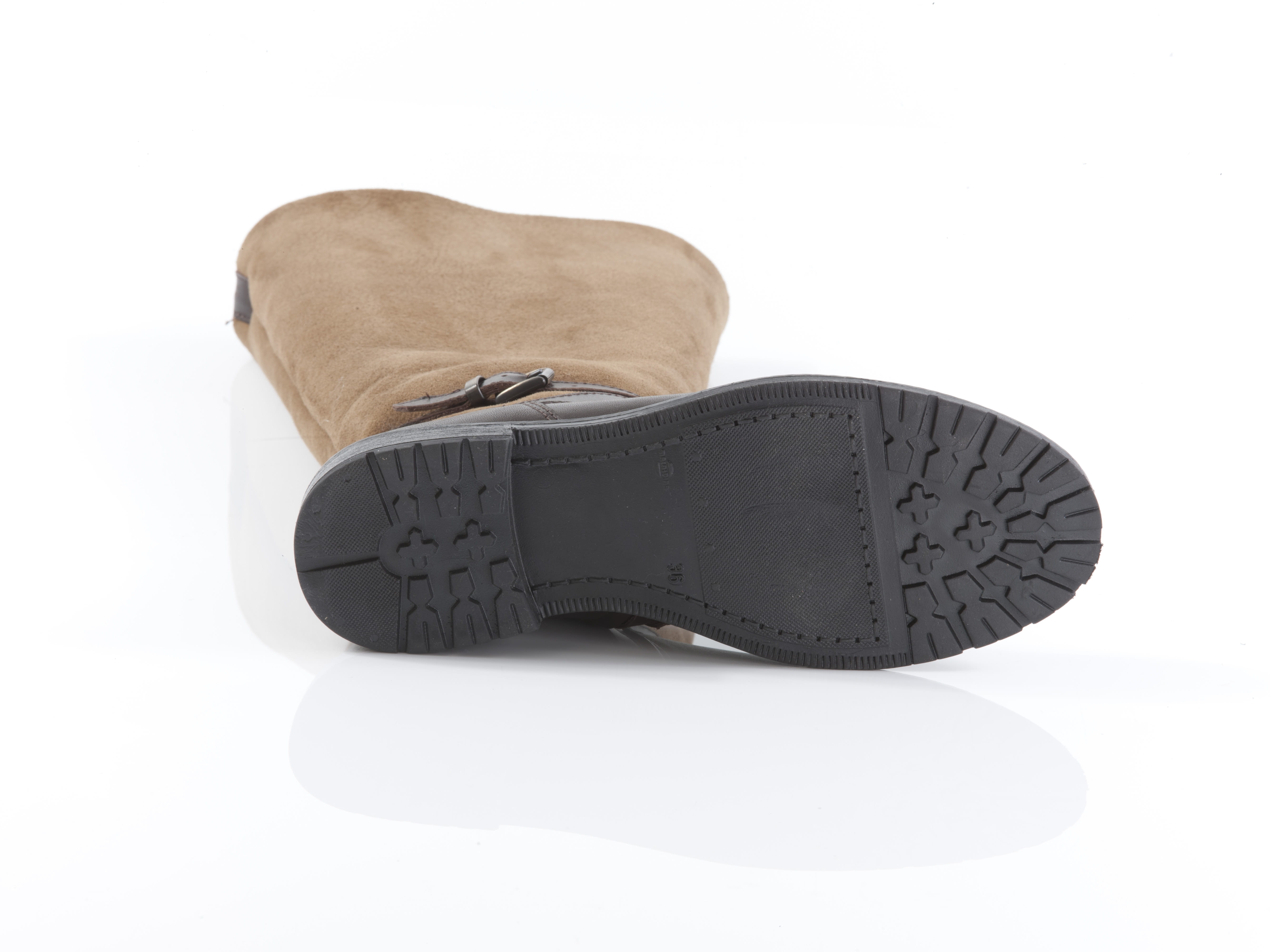 Schuhe_00150sZyJgKeS0dSED