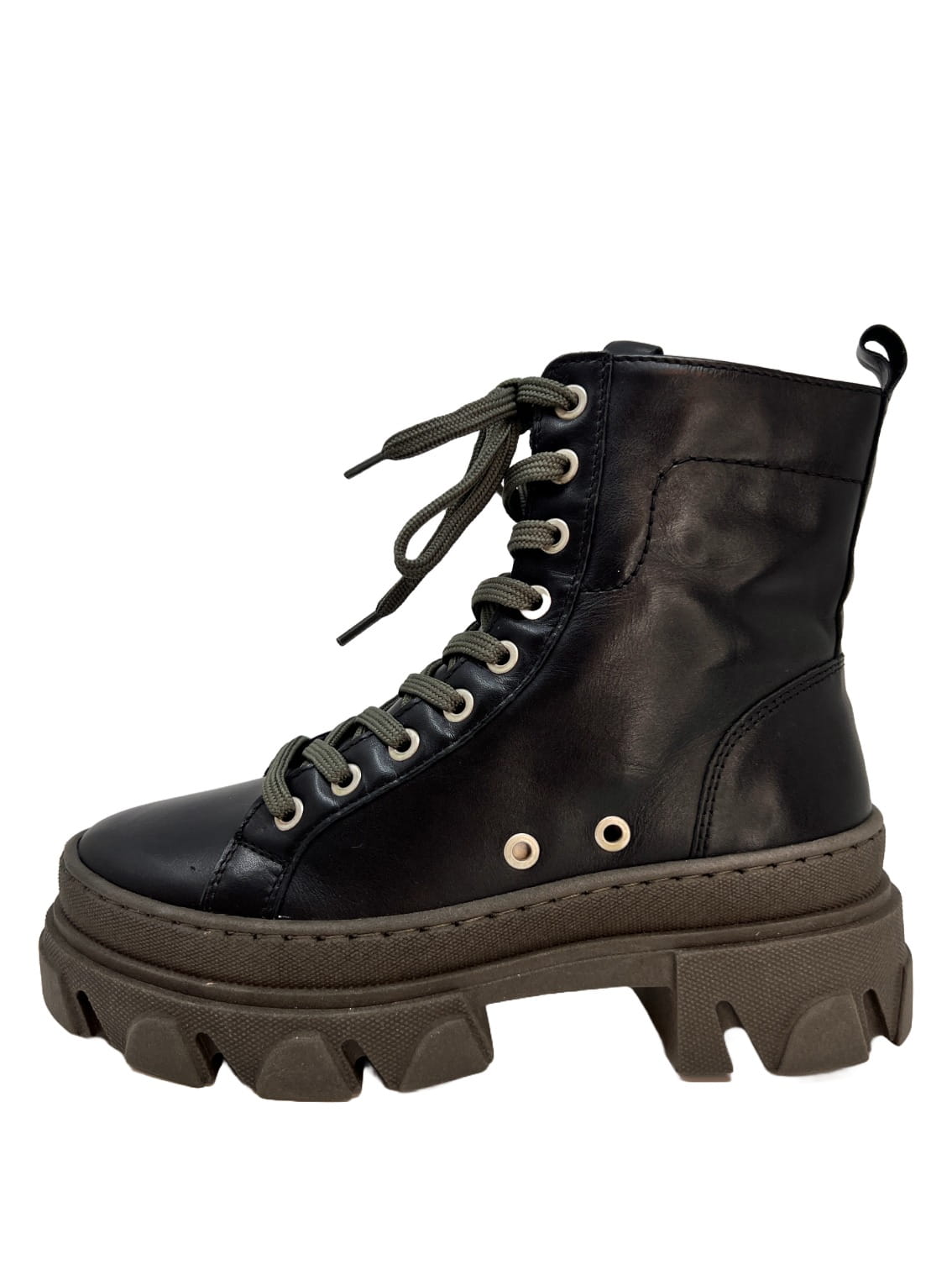 soft black / green