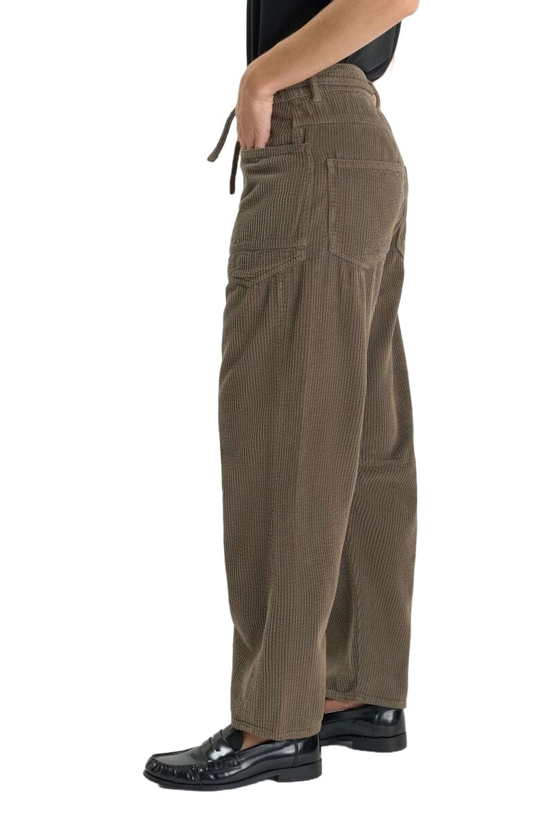 Cordhose im Ballonschnitt in Olive von Le Temps des Cerises