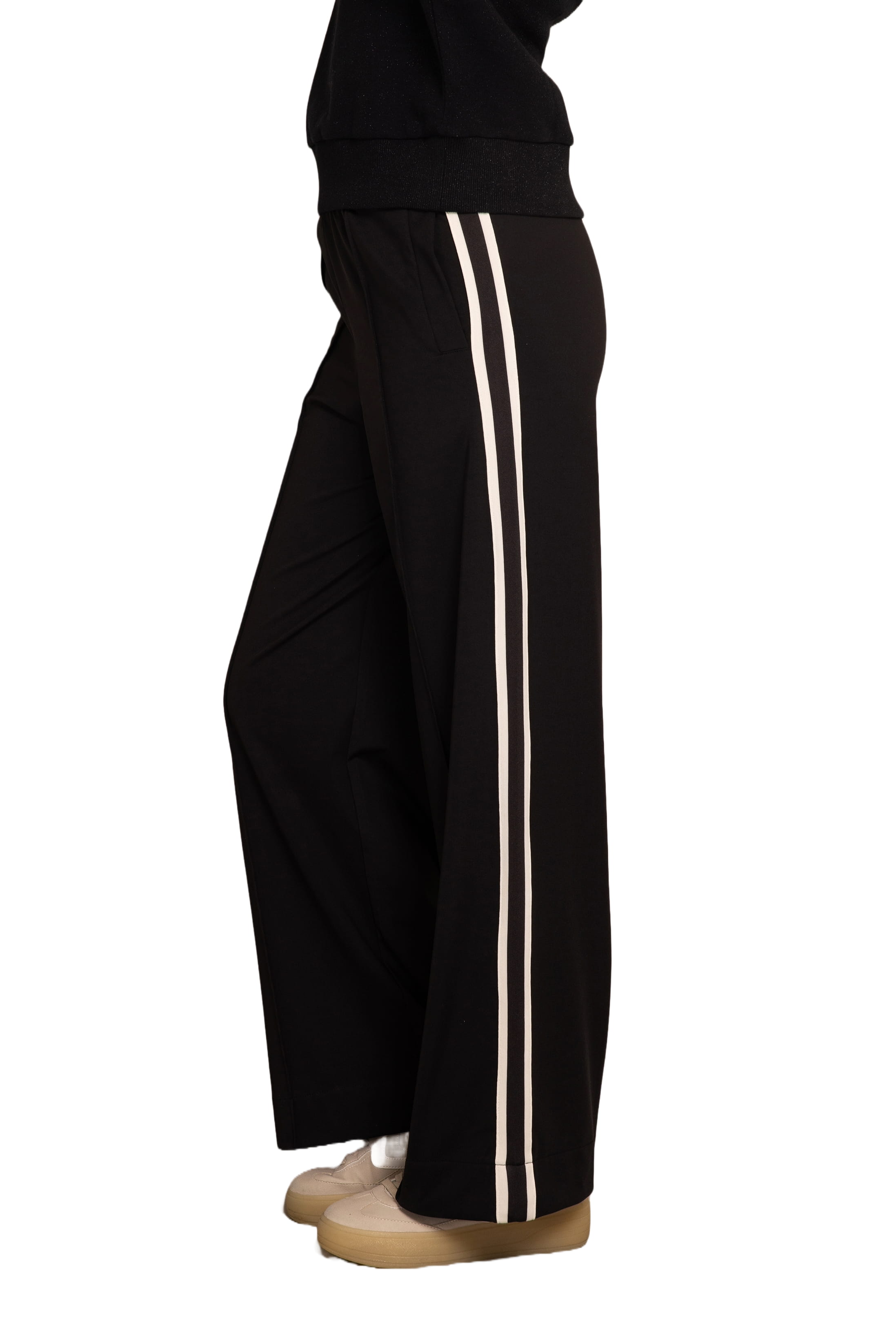 Damen Hose mit weitem Bein in schwarz mit weißen Streifen an der Seite von Zhrill