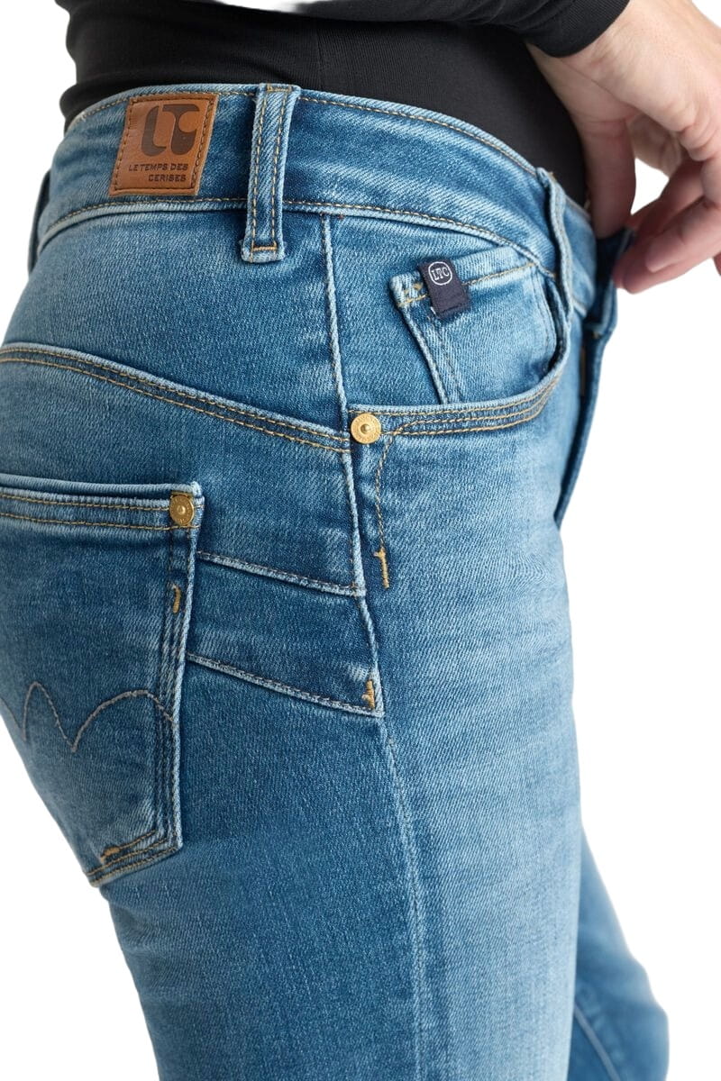 Croped Damen Jeans in blau High Waits mit geradem Bein von Le Temps des Cerises