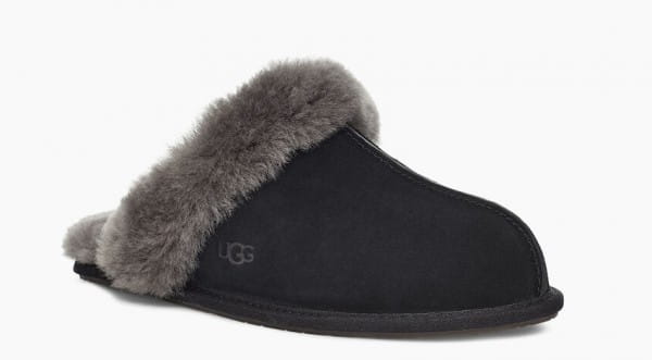 UGG Scuffette II Damen Hausschuhe